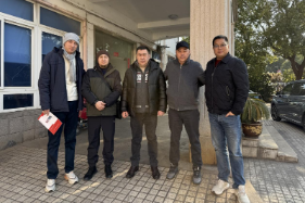 Echipa de clienți din Uzbekistan vizitează Shanghai Betis pentru un schimb aprofundat